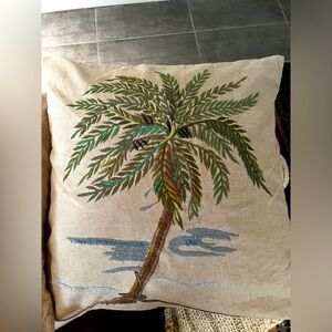 Two each pillow cases for decorative pillows